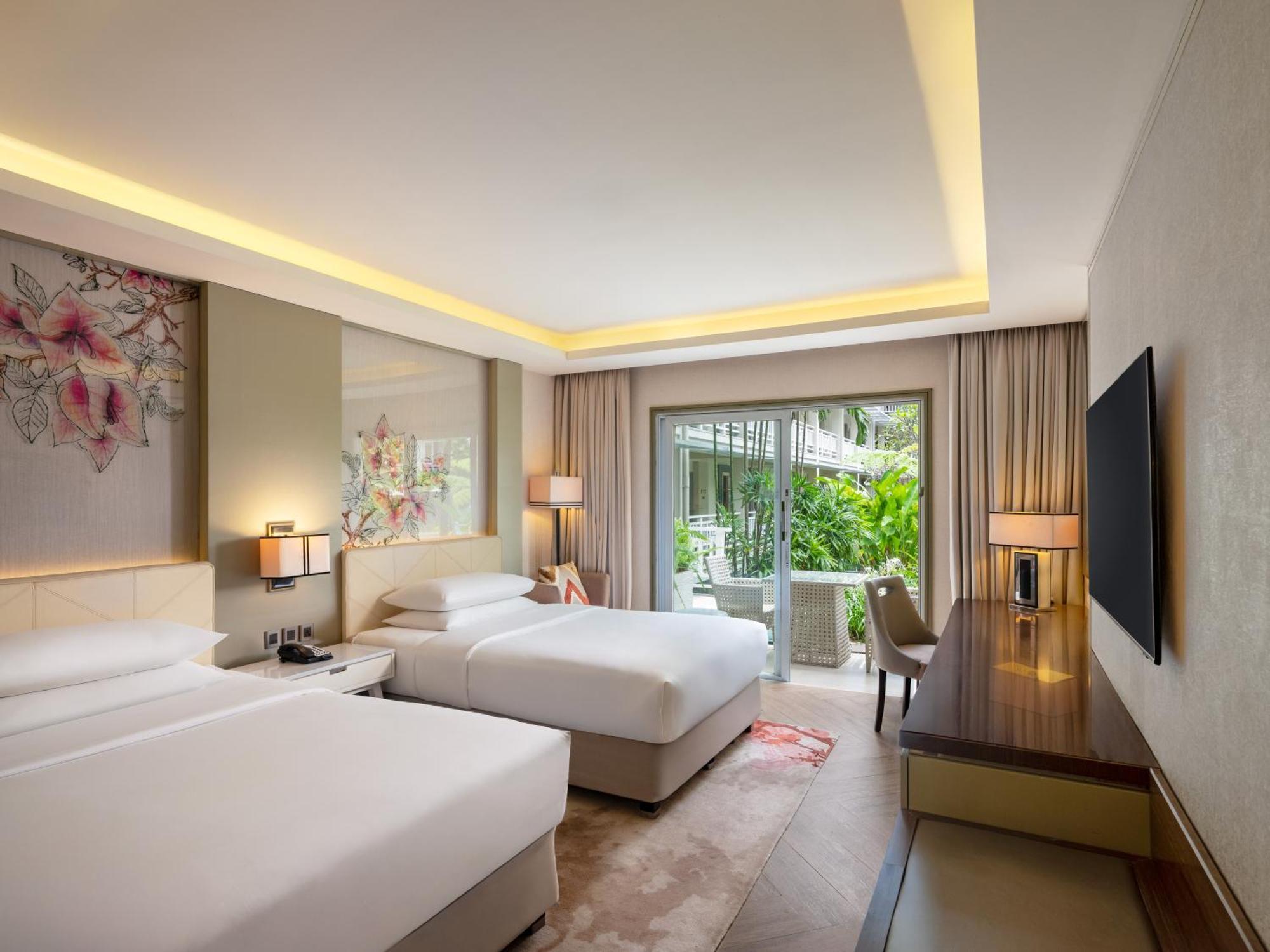 Sheraton Bandung Hotel & Towers Exterior foto