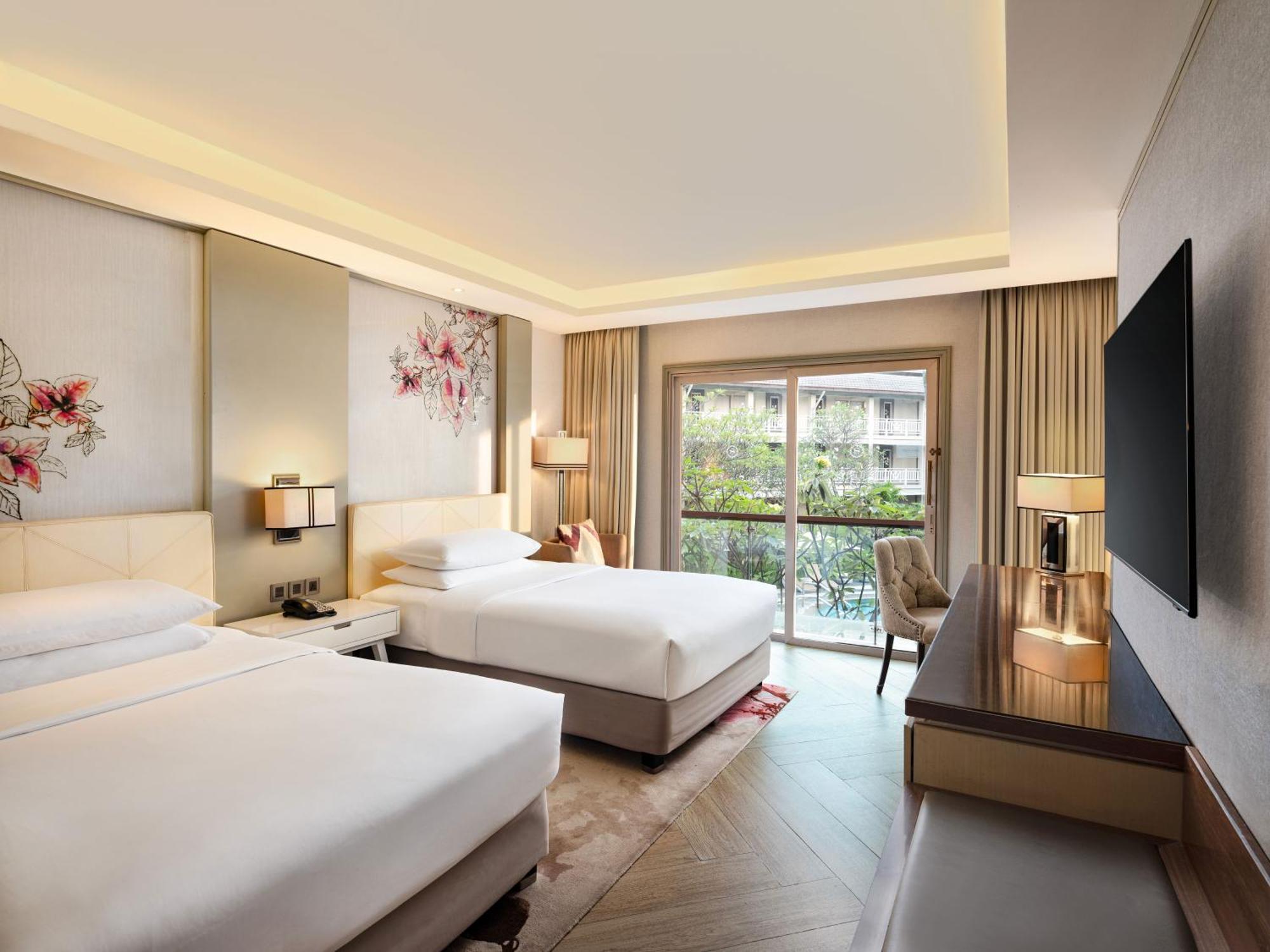 Sheraton Bandung Hotel & Towers Exterior foto