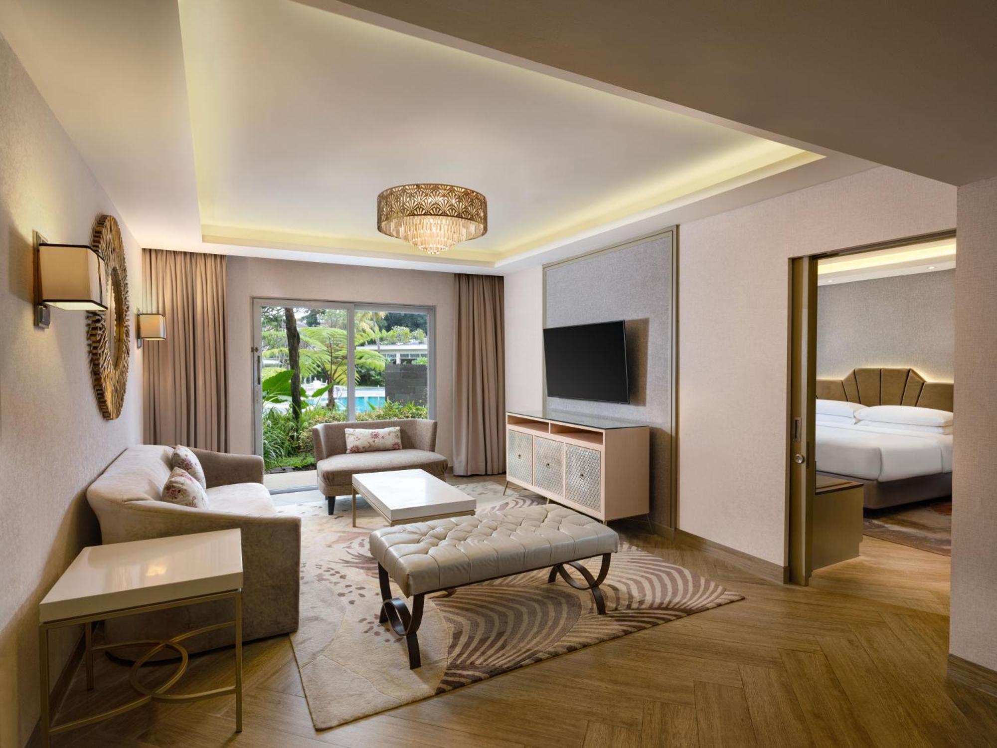 Sheraton Bandung Hotel & Towers Exterior foto