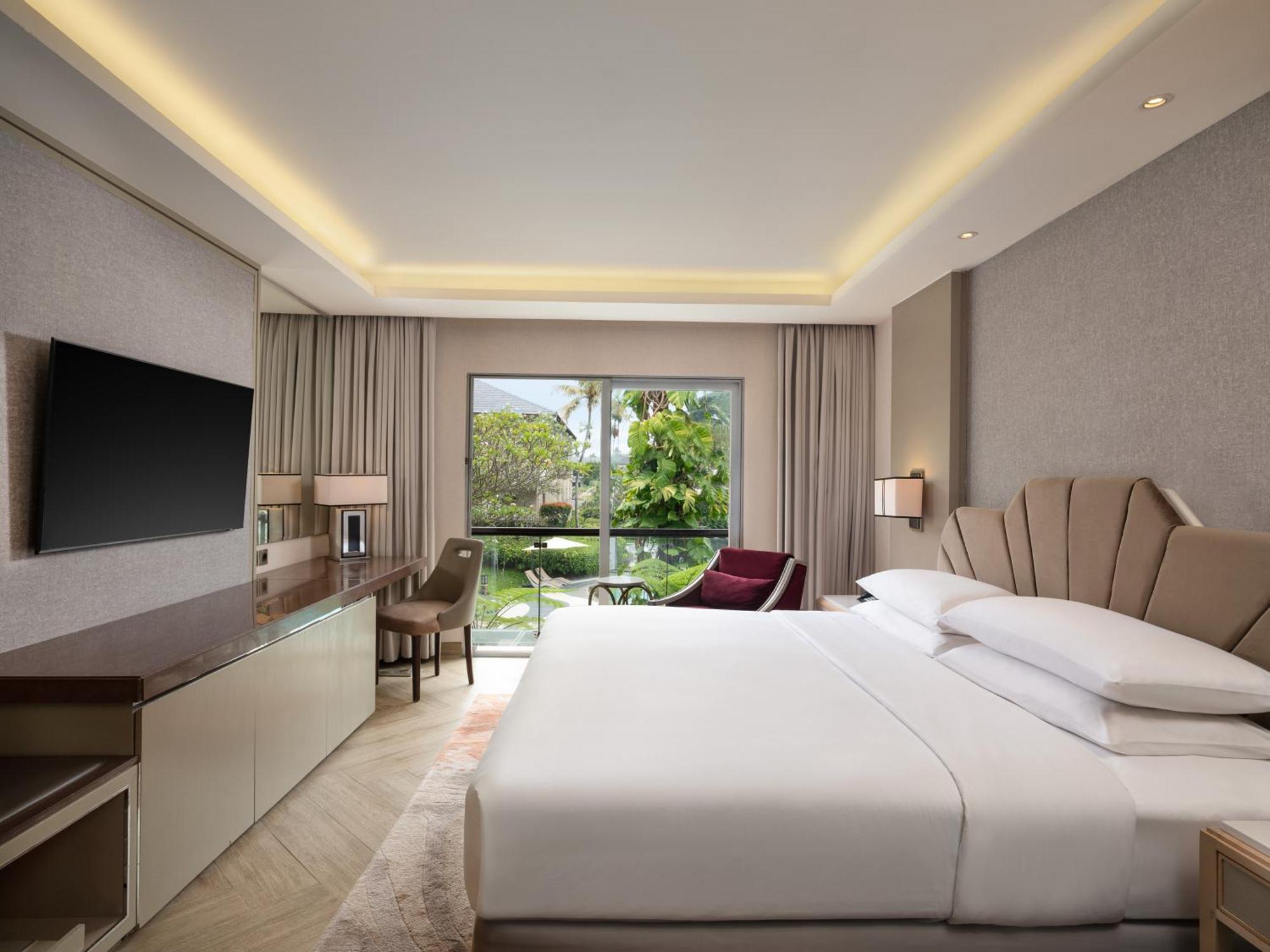Sheraton Bandung Hotel & Towers Exterior foto